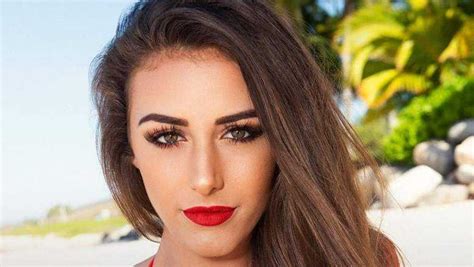 chloe veitch net worth